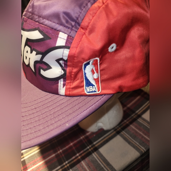 discontinued Toronto Raptors 5-panel hat by Mitchell & Ness - Picture 3 of 6